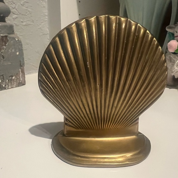 Vintage 1970’s Brass Sea Shell Clam Bookends - Picture 3 of 6